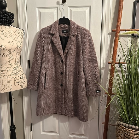 DKNY Women's Herringbone Soft-Touch Walker Coat, Created for Macy’s, Size XXL - Picture 1 of 16